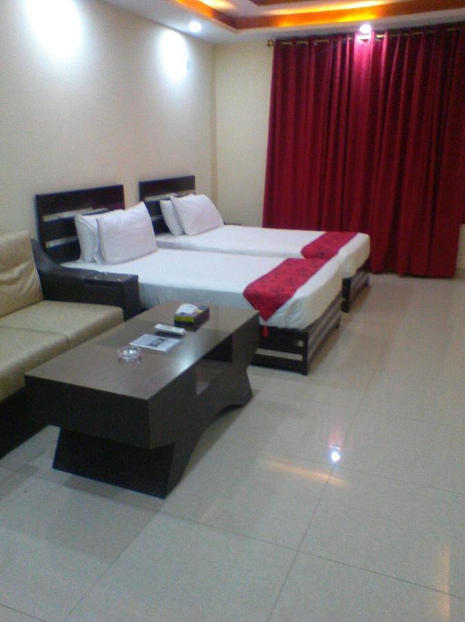 Pool & Park Resorts Lahor Dış mekan fotoğraf